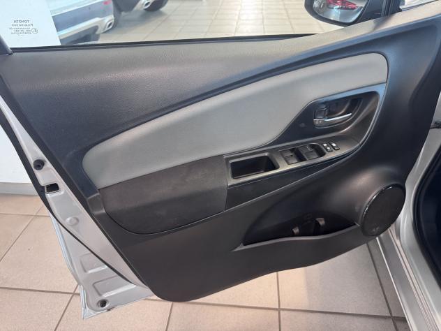 Toyota Yaris 1.0 Active - Foto 6