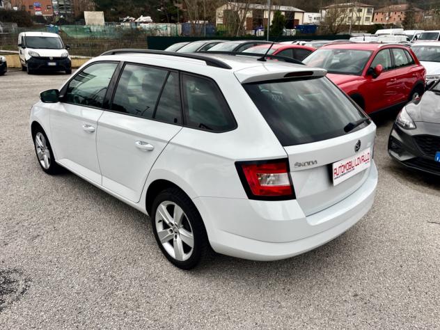 Skoda Fabia SW 1.4 TDI 105 CV NAVI - Foto 4