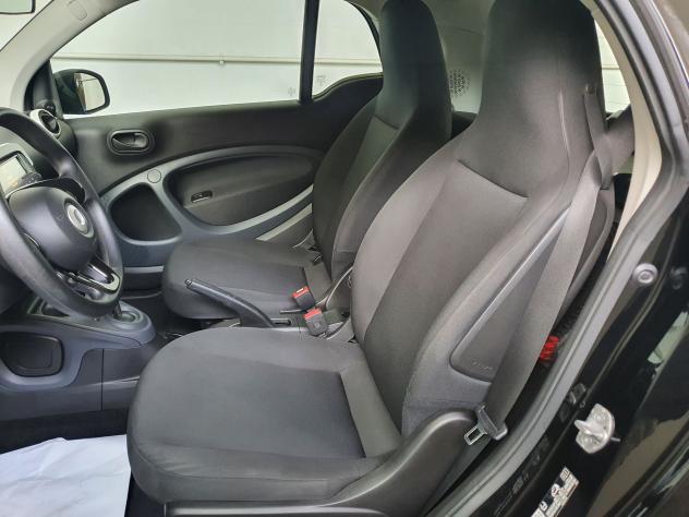 smart fortwo EQ Passion TUA 108,00 al MESE - Foto 9
