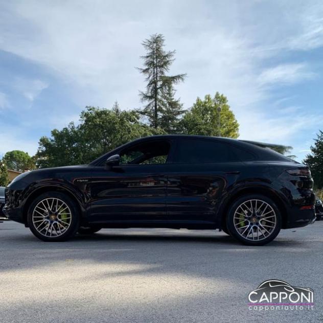 PORSCHE Cayenne Coupé 3.0 E-Hybrid rif. 24168387 - Foto 4