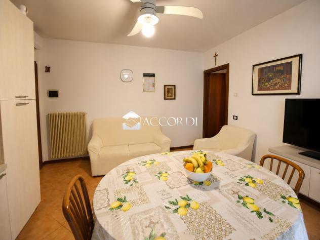 APPARTAMENTO di 3 vani e di 72 mq (PAESE) rif. PE14 - Foto 3