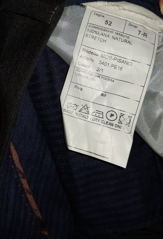 Abito da uomo Cerruti, a petto singolo. - Foto 5