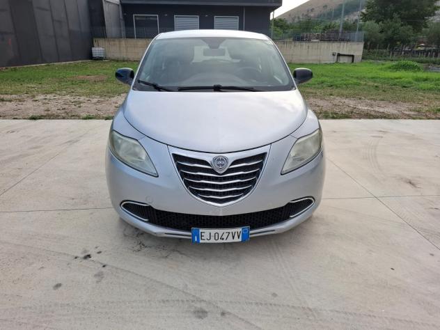LANCIA YPSILON 1.3 MJT 95 CV GOLD
