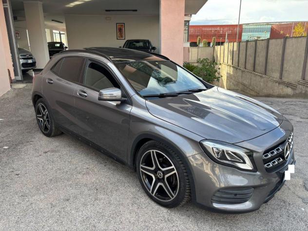 MERCEDES Classe GLA 200 d Automatic 4Matic Premium - Foto 2