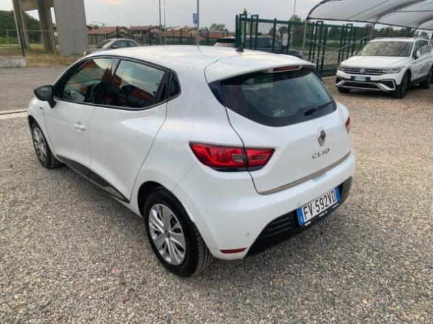 RENAULT Clio TCe 12V 75 CV 5 porte Moschino Intens rif. 24157180 - Foto 3
