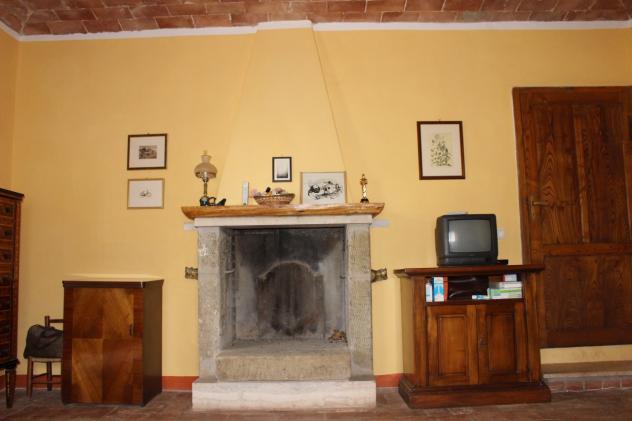 RUSTICO di 7 vani e di 250 mq (MANCIANO) rif. POGGIO650 - Foto 8
