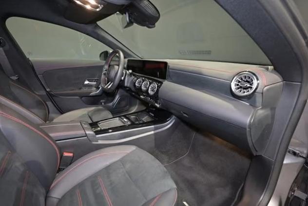 Mercedes-Benz CLA CLA Shooting Brake 180 AMG Line Premium Plus LED CAMERA NAVI - Foto 8