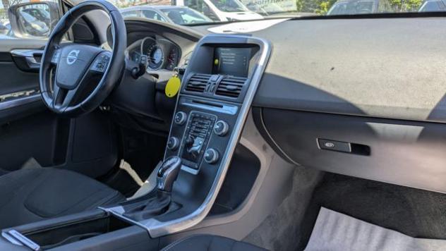 VOLVO XC60 2.0d Geartronic 136cv rif. 23742216 - Foto 9