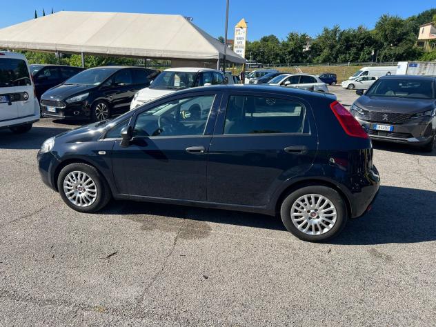 Fiat Punto 1.3 MJT II S&S 95 CV N - Foto 5