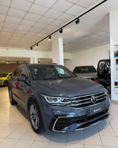 Volkswagen Tiguan 2.0 TDI 150 CV SCR DSG R-Line - Foto 3