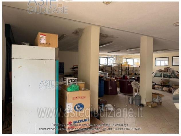 IMMOBILI-IMMOBILE COMMERCIALE-loc. macusori - Foto 3