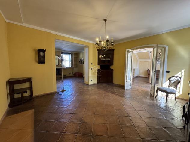 Luzzara vendesi casa indipendente 10 vani 350 Mq - Foto 8