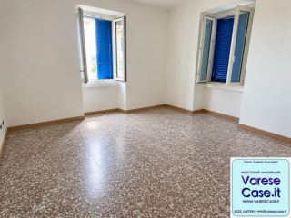 BILOCALE ristrutturato e ARREDATO in AFFITTO a VARESE (Zona Ospedali)