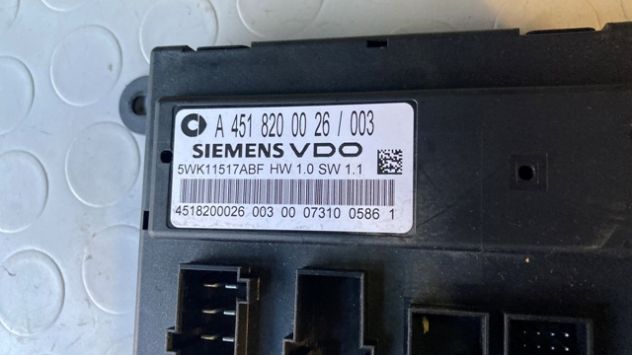Centralina chiusure Smart ForTwo 1.0 benzina W451 del 2008 (A4518200026) - Foto 2