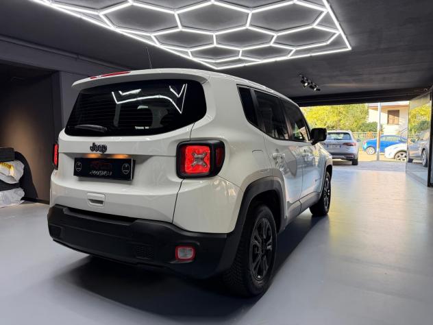 Jeep Renegade 1.6 Mjt 130 CV Longitude - Foto 4