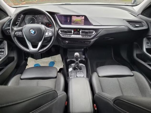BMW 118 d Sport Line - 131.000 Km rif. 23235811 - Foto 9
