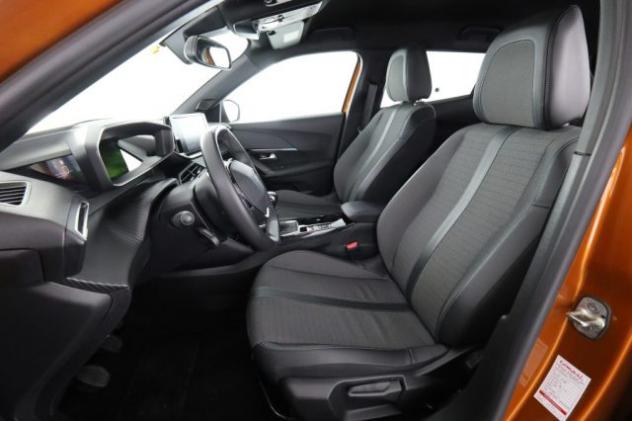 PEUGEOT 2008 2008 PureTech 100 S&S Allure rif. 24174381 - Foto 2