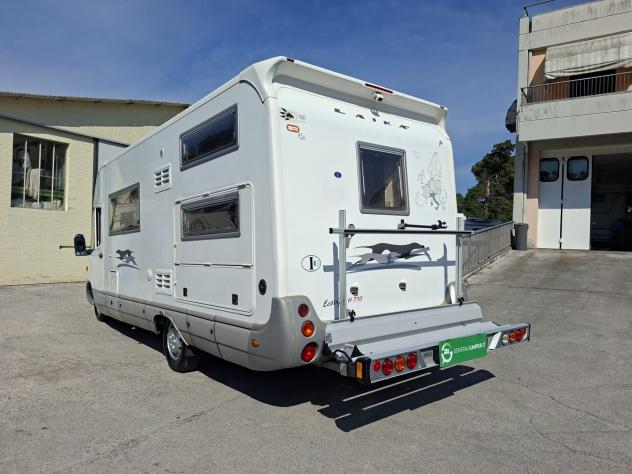 MOTORHOME LAIKA DUCATO 7 POSTI DOPPIA DINETTE LETTI CASTELLO BASCULANTE CLIMATIZZATORE FOTOVOLTAICO CAMPEGGIO CAMPER USATI GENERALI 1692 - Foto 3