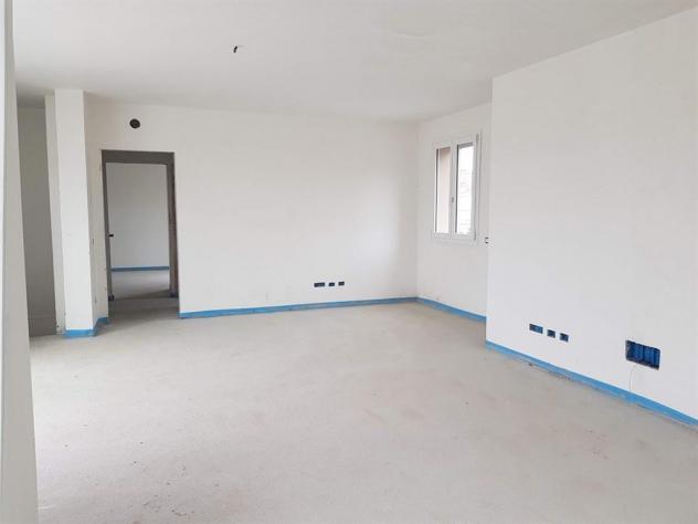 APPARTAMENTO IN VILLA QUADRILOCALE CON TERRAZZO - Foto 9