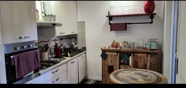 Eur Fermi quadrilocale con 2 bagni ad € 2100 - Foto 5