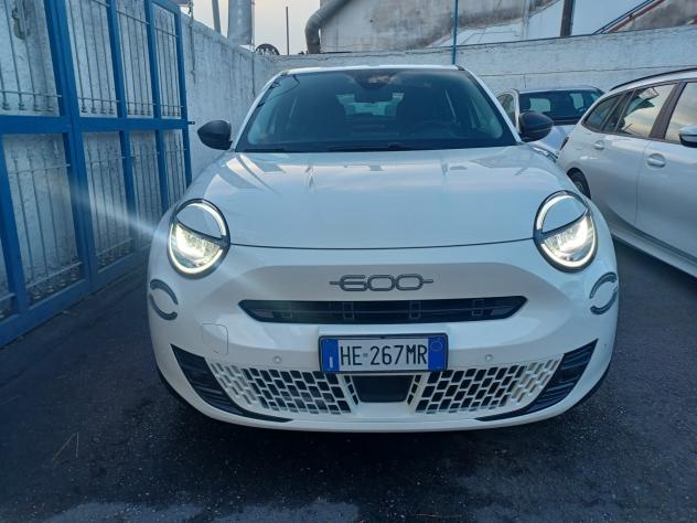 Fiat 600 Hybrid 110 CV DCT La Prima KM 0 - Foto 5