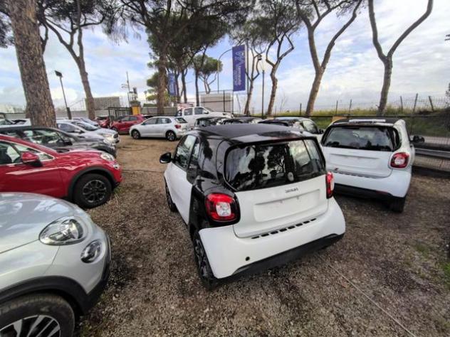 SMART ForTwo 1.0cc 61cv OK NEOPATENTATI BLUETOOTH CRUISECONTROL rif. 20264848 - Foto 2
