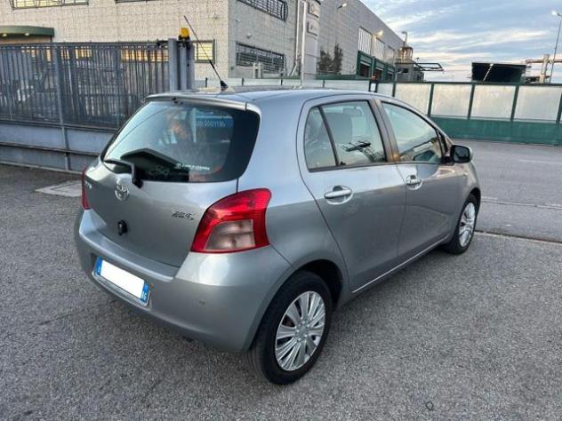 TOYOTA Yaris 1.3 5 porte Sol *OK NEOPATENTATI* *FINANZIABILE* rif. 24228106 - Foto 4