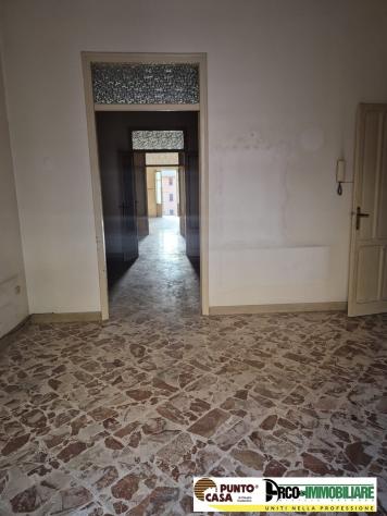 Capaci – Corso Vittorio Emanuele Ampio appartamento di 130 mq - Foto 11