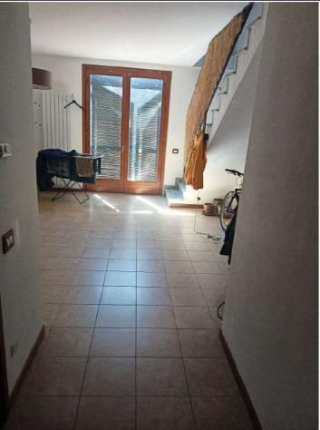 11/2023 U VA 1 - Porzione di casa in asta a Varano Borghi - Foto 5