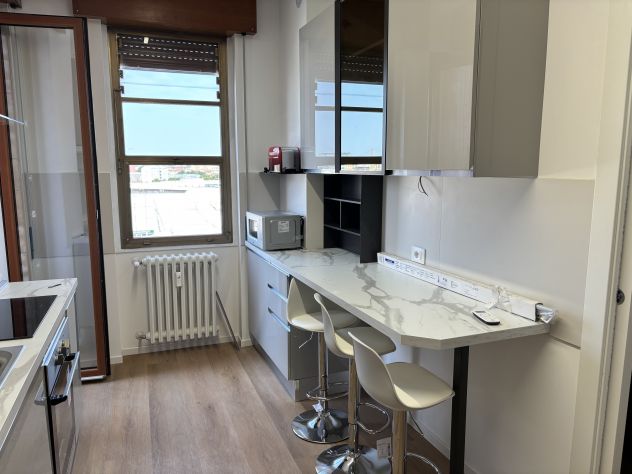 Camera SINGOLA PREMIUM ALL INCLUSIVE NABA-IULM-BOCCONI - Foto 2