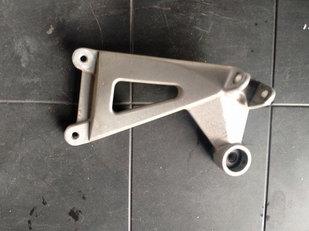 Pedaline passeggero Triumph RS/ST 955 DAL 2000 AL 2004 - Foto 4