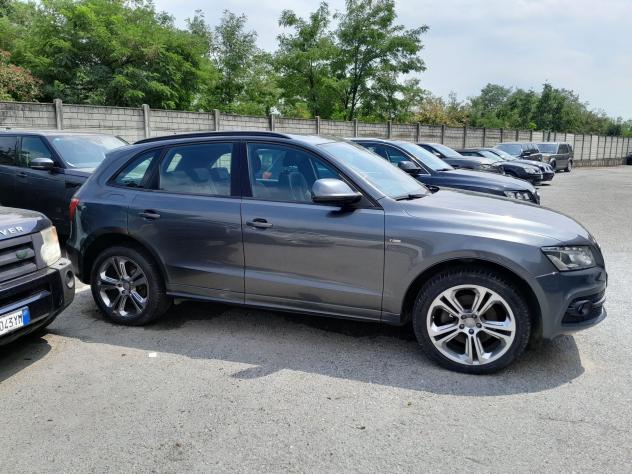 Audi Q5 Q5 3.0 V6 tdi S-LINE quattro s-tronic NON MARCIANTE IVA ESPOSTA - Foto 4