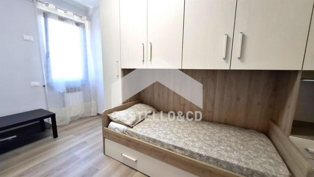 Trilocalino ristrutturato con box doppio - Foto 16