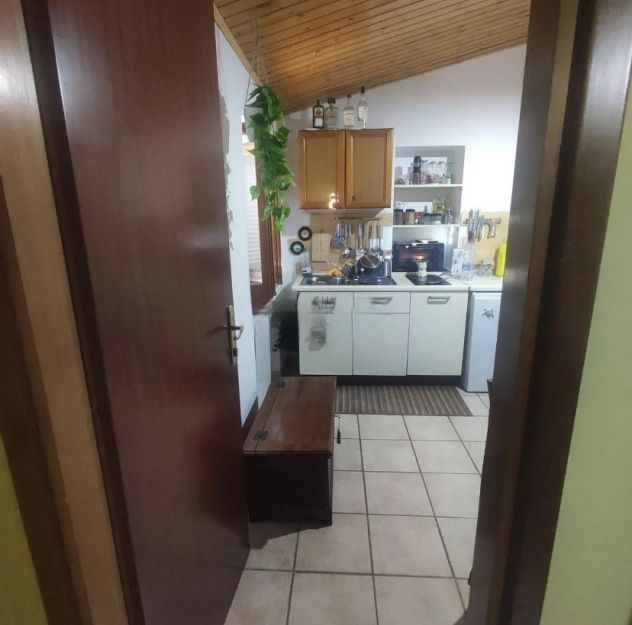MONTE PORZIO CATONE BILOCALE CON POSTO AUTO - Foto 2