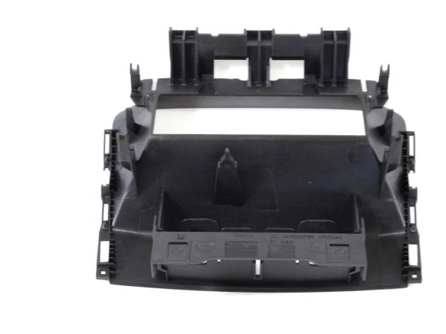 13362791 MASCHERINA RIVESTIMENTO DISPLAY COMPUTER DI BORDO CENTRALE CRUSCOTTO OPEL ASTRA J SW 1.7 D 81KW 6M 5P (2011) RICAMBIO USATO - Foto 4
