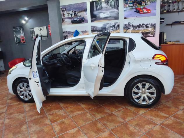 Peugeot 208 1.5 diesel 75CV - Foto 5
