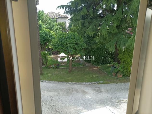 CASA INDIPENDENTE di 10 vani e di 620 mq (SANTA LUCIA DI PIAVE) rif. RAZ08 - Foto 5