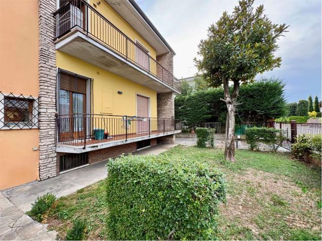 V005490 - AMPIO TRILOCALE CON TERRAZZO ANGOLARE E GARAGE - Foto 4