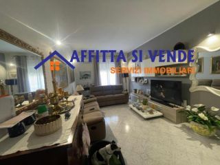 Pentalocale in affitto a Siracusa