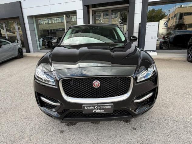 JAGUAR F-Pace 2.0 D 180 CV AWD aut. R-Sport rif. 23718822 - Foto 2