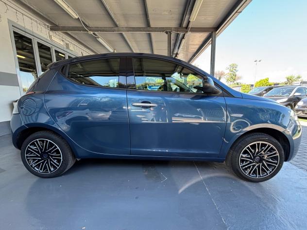 Lancia Ypsilon 1.0 FireFly 5 porte S&S Hybrid Alberta Ferretti - Foto 7