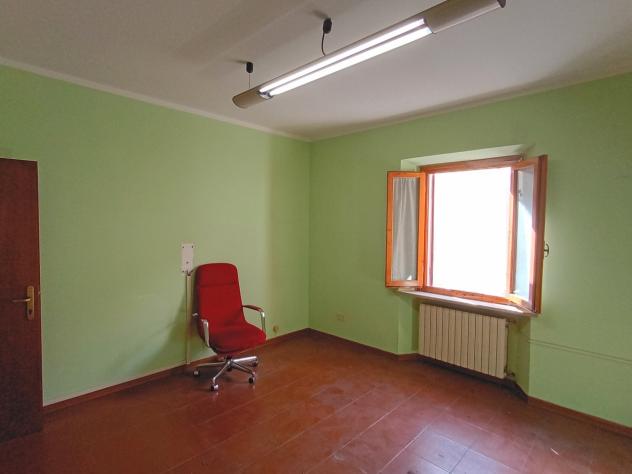 PALAZZO di 15 vani e di 300 mq (GAMBASSI TERME) rif. G 30 - Foto 10