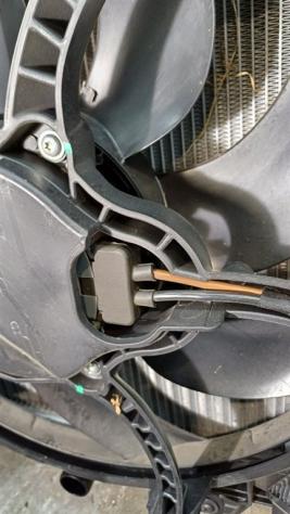 RADIATORE ACQUA PEUGEOT 208 Serie 9825332380 EB2ADT-HNK-HN05 benzina 1199 (19) - Foto 2