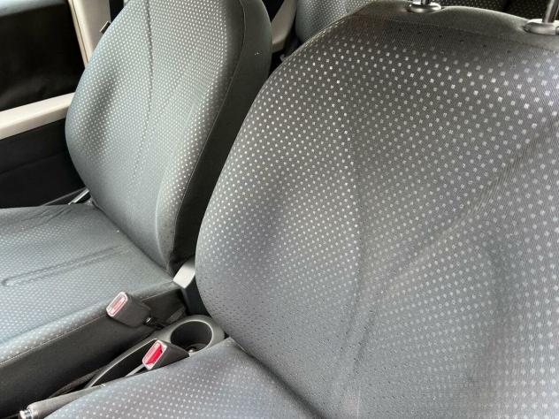 Toyota Yaris Yaris 3p 1.3 dual Sol - Foto 10