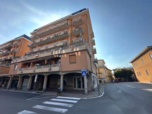 BILOCALE DI 72 MQ CON BOX E SOLAIO A GALBIATE Centro - Foto 2