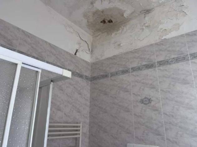 Immobile in asta di 211 m² con più di 5 locali e box auto in vendita a Lucera - Foto 3