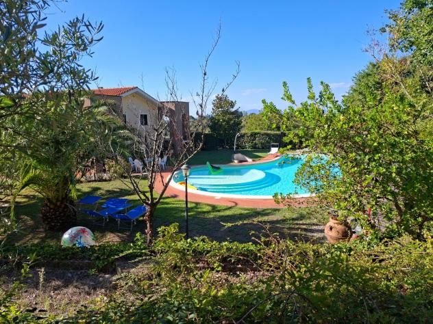 Villa in vendita a Peccioli 250 mq Rif: 1410369