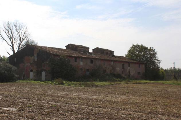 Colonica in vendita a Santa Maria a Monte 1000 mq Rif: 804937