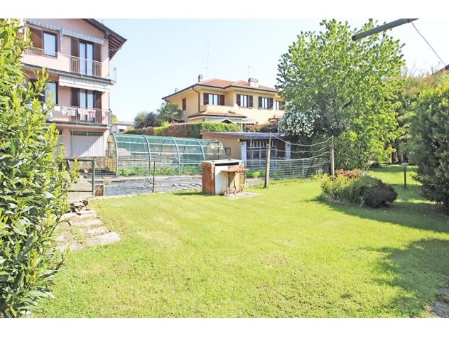 TRILOCALE INDIPENDENTE IN VILLA CON GIARDINO PRIVATO – ZERO SPESE CONDOMINIALI - Foto 3