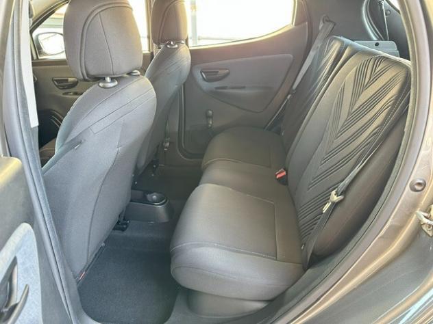 Lancia Ypsilon 1.0 FireFly 5 porte S&S Hybrid Gold - Foto 8
